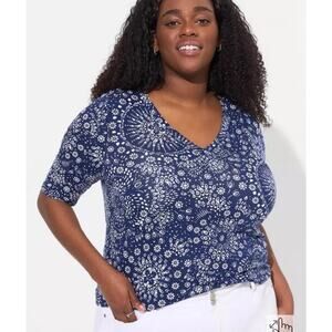 Torrid Womens Sz 2 (18/20)‎ Navy Mandala Tunic Super Soft V-Neck Side Slit NWT